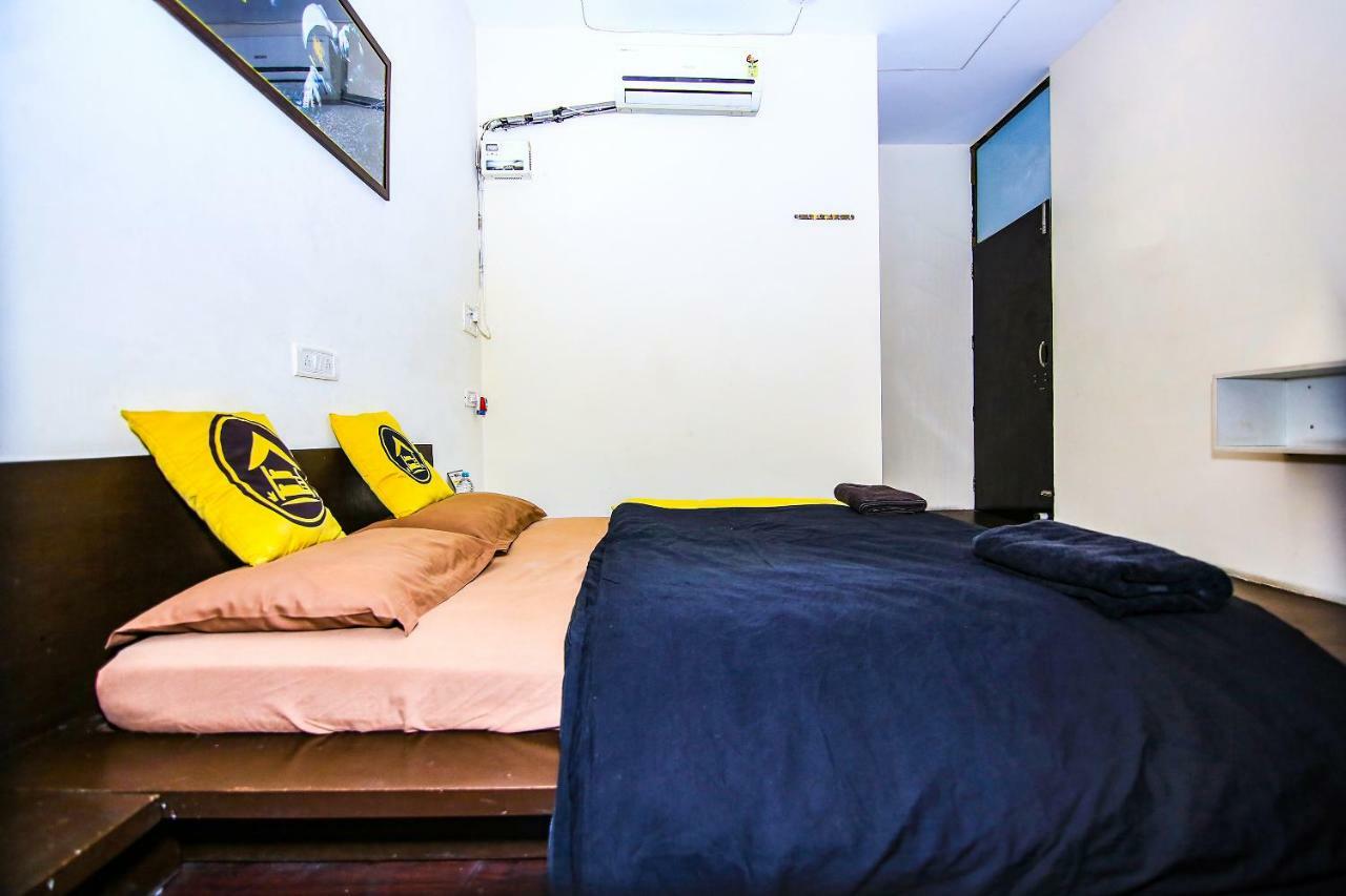 Backpackers Park Hostel Ню Делхи Екстериор снимка